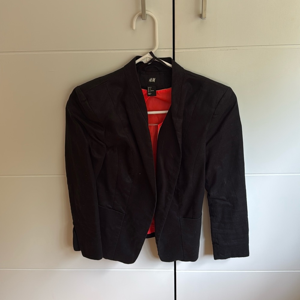 H & M black blazer size 2